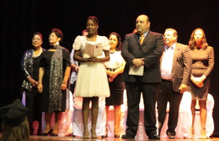 promo2010_grado12_03